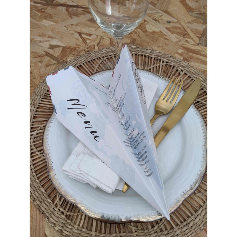 menu-mariage-personnalise-theme-voyage-avion-papier-origami